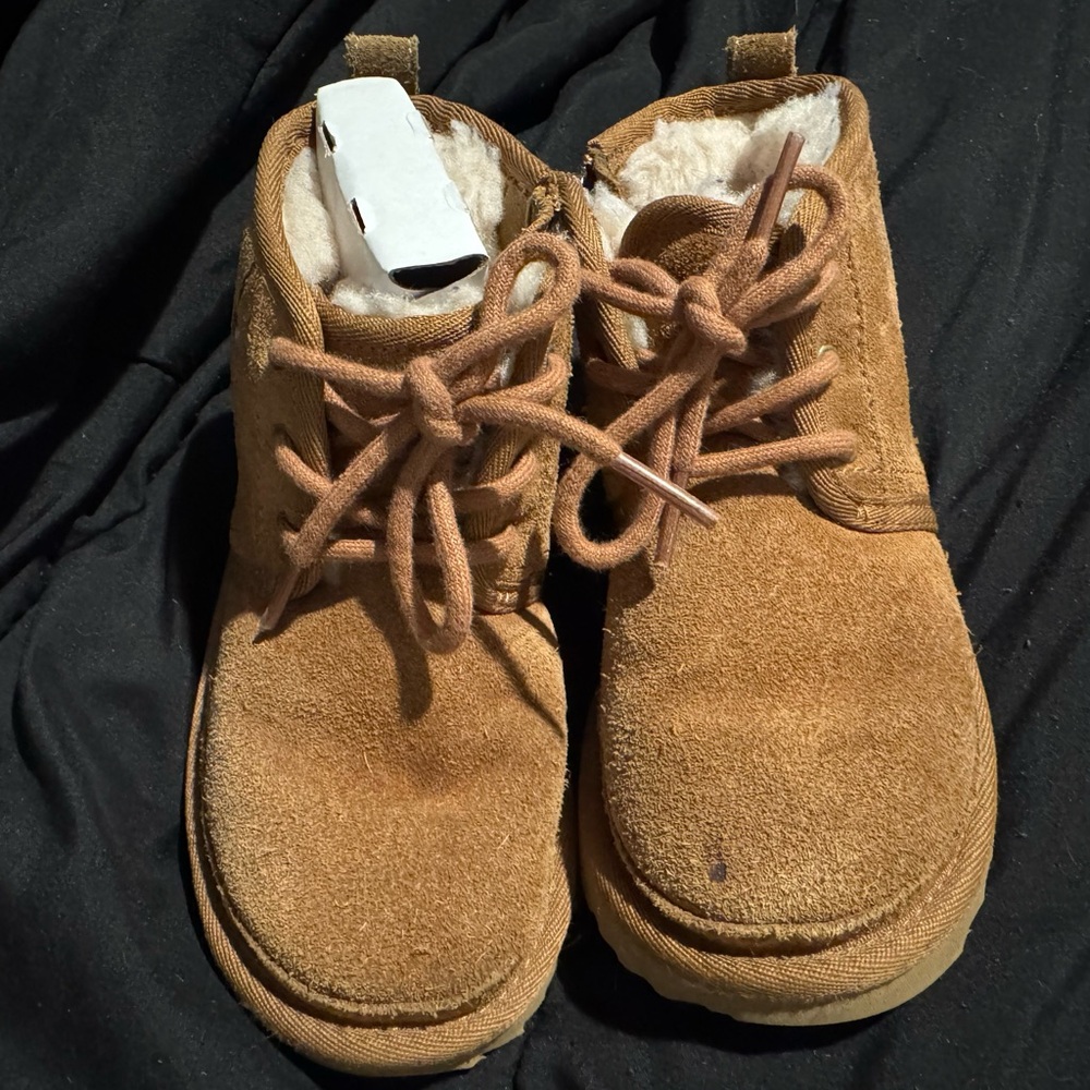 UGG Nuemel Boys Cozy Boot